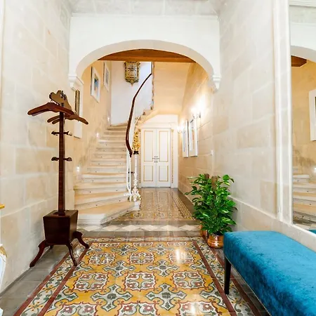 Monreal Boutique Townhouse - R024rm1 *